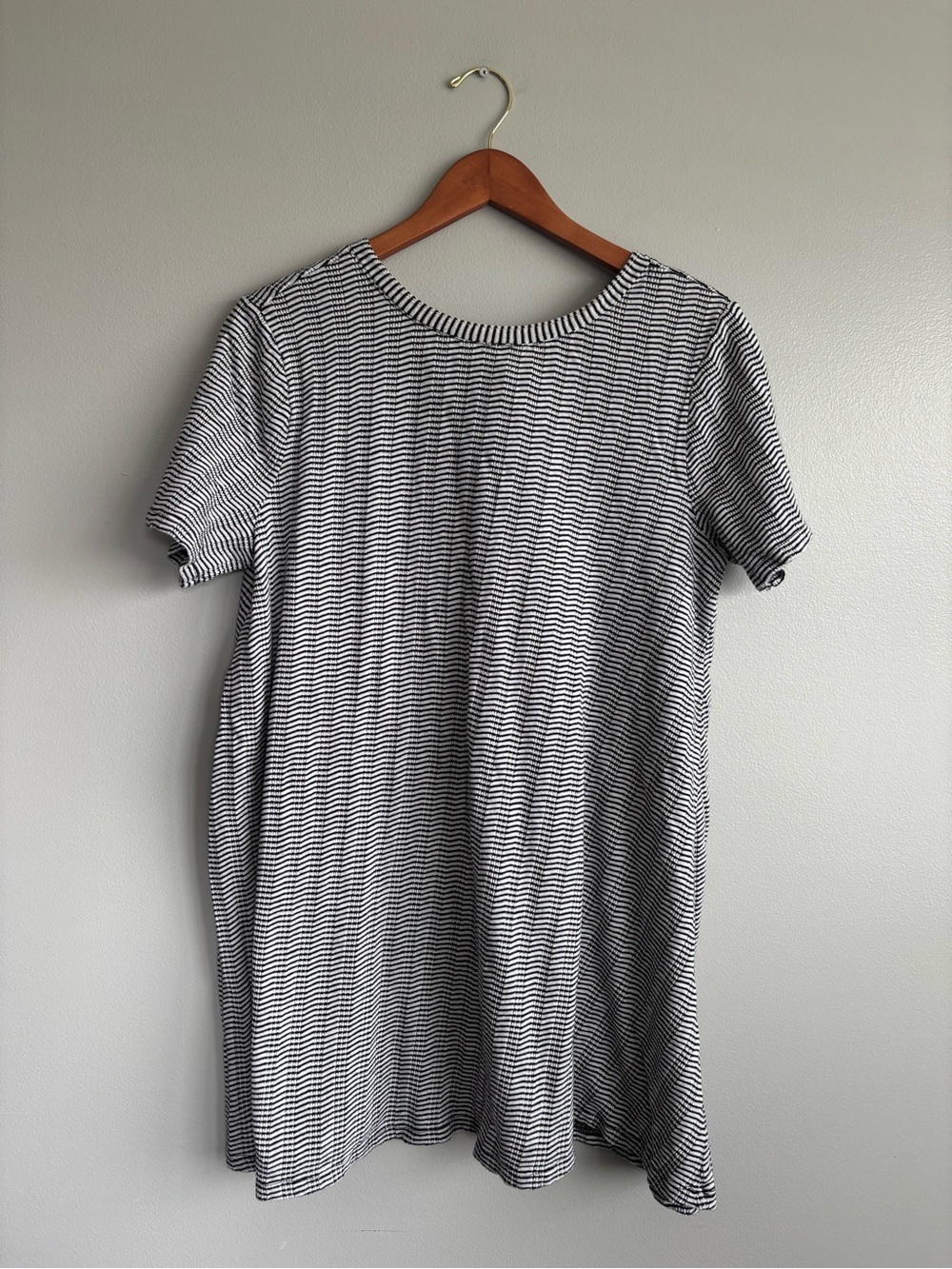 Loft Black and White Stripe Tie Neck Short Sleeve Swing Dress Size Women’s Large